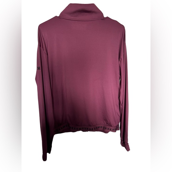 Under Armour UA Heatgear
Armour Full Zip Jacket
Burgundy size LARGE - Picture 2 of 8